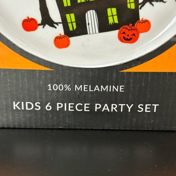 Ghoulish 2-6 Piece Party Set 100% Melamine Halloween Plates & Tumblers - Picture 5 of 9